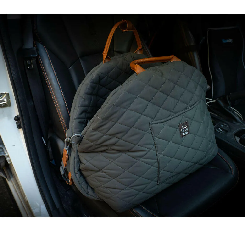 4 Cats & Dogs Mew Mew Car Bed, 17.3x13.4"