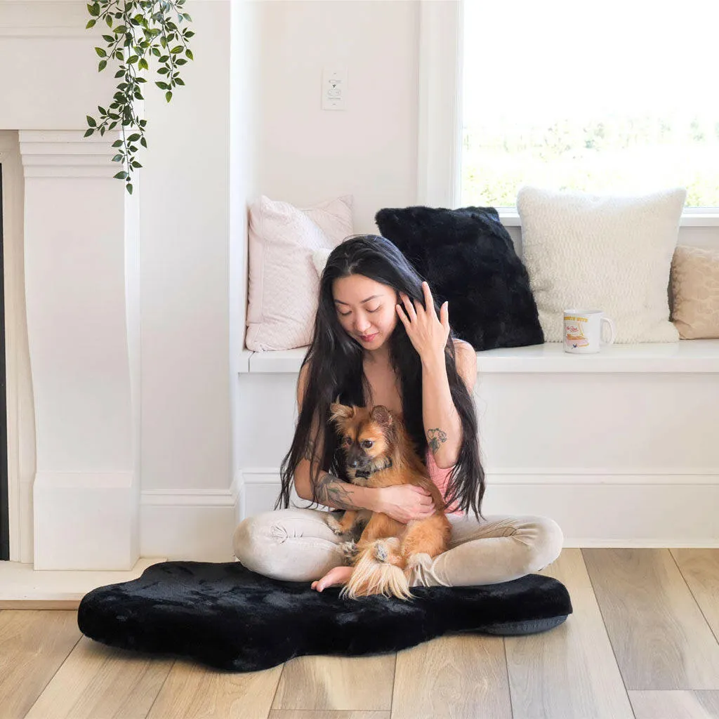 4 Cats & Dogs Pixie Hide Shape Pet Bed, Large