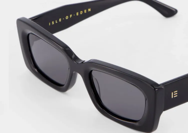 Isle Of Eden Goldie Black
